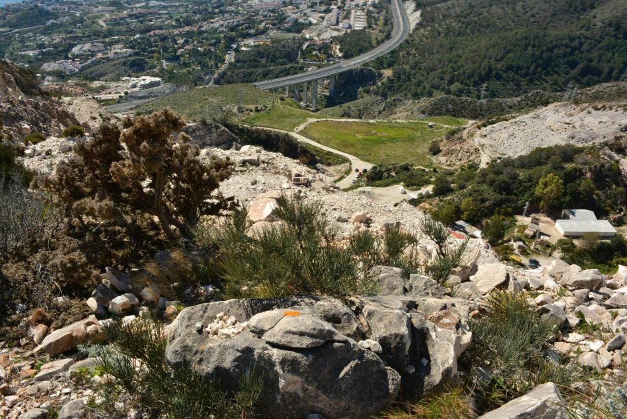 Ático duplex en Benalmádena vistas al mar y montaña dos habitaciones Exterior foto